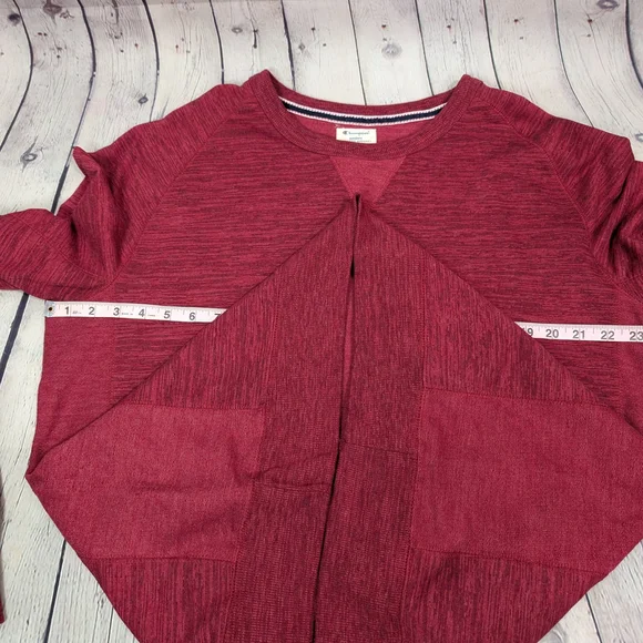 Champion Red Crewneck Sweater Classic Style - Picture 7 of 8